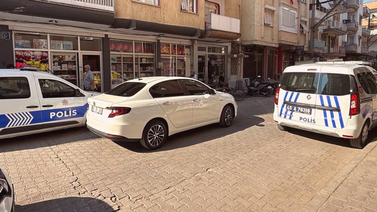 Eşini Boğmaya Çalışan Koca Tutuklandı: Kadın Hastanede Hayatını Kaybetti