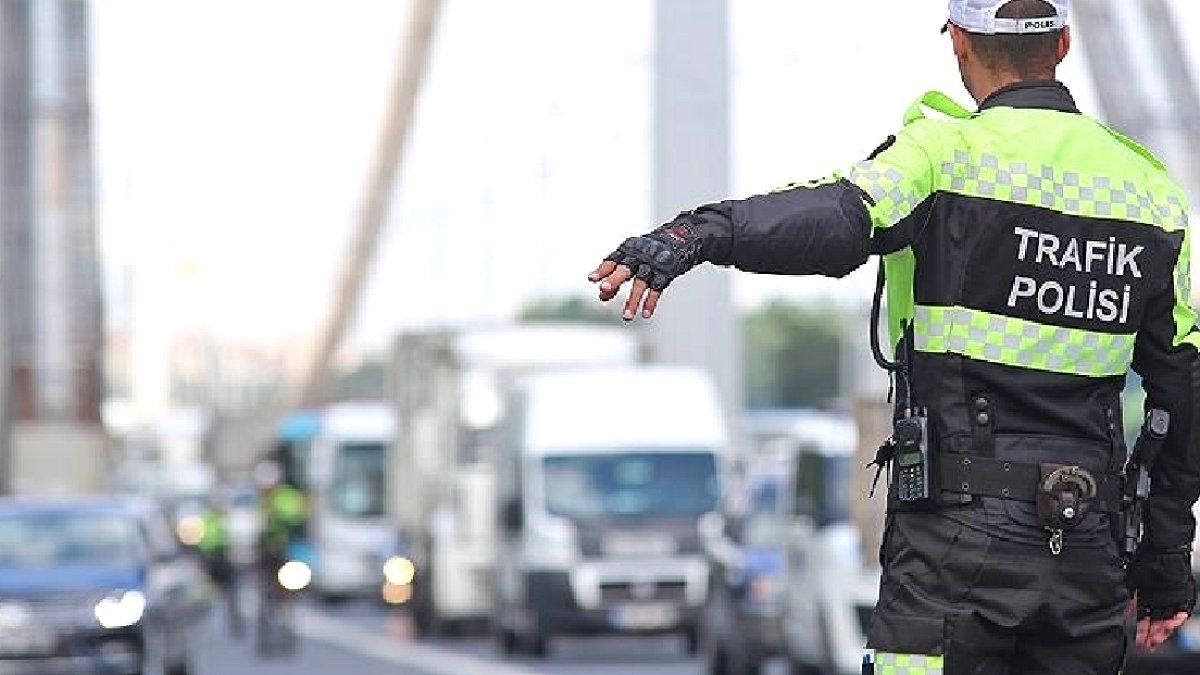 Trafik İhlallerinde Cep Telefonu Kullanımı Zirvede