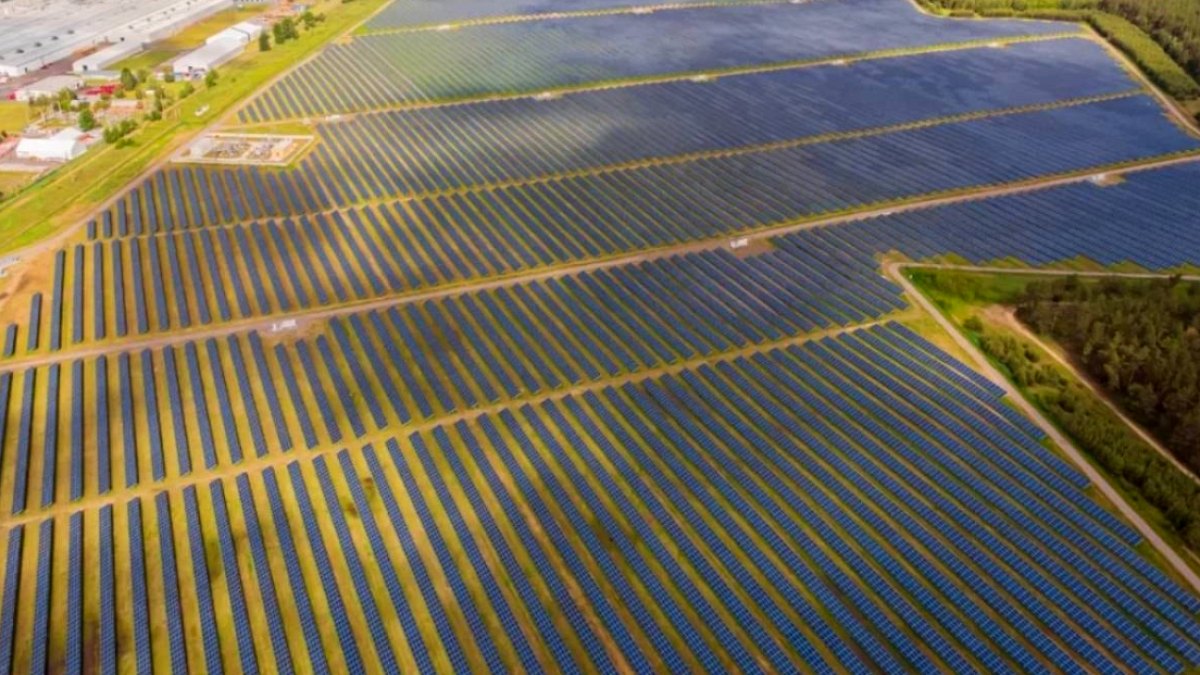 Romanya'dan Dev Güneş Enerjisi Projesi: Avrupa'nın En Büyüğü Olacak