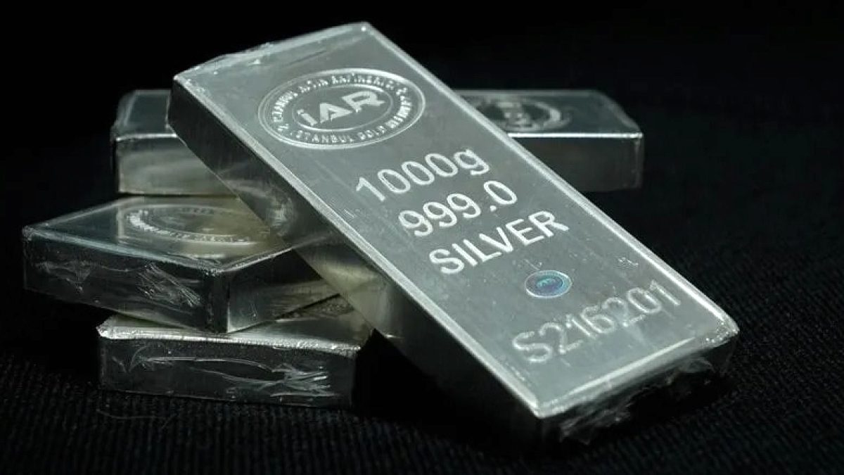 Gümüşte Kritik Eşik: Yeni Bir Ralli Başlangıcı İçin Gözler 72 Dolar Seviyesinde