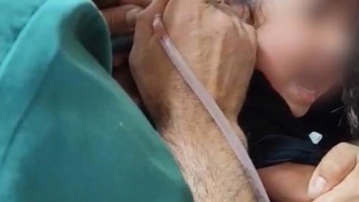5 Yaşındaki Çocuğun Kulağından Canlı Kene Çıktı, Aile Şok Yaşadı