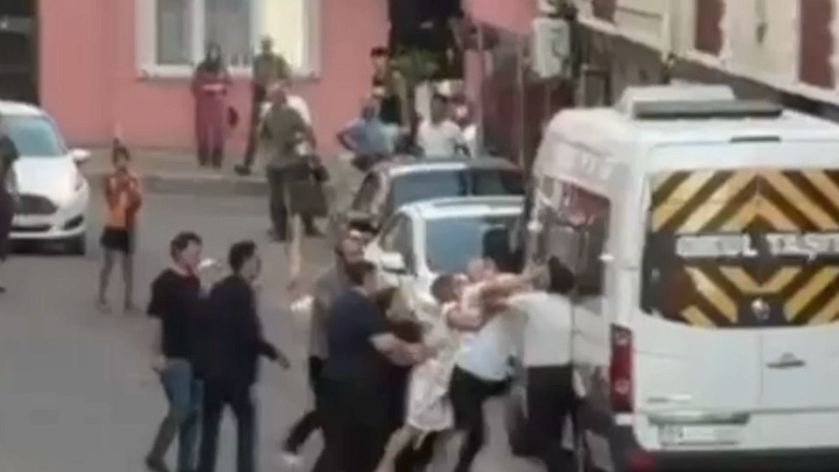 Tekirdağ'da Komşular Arasında Keserli ve Yumruklu Kavga: 3 Gözaltı