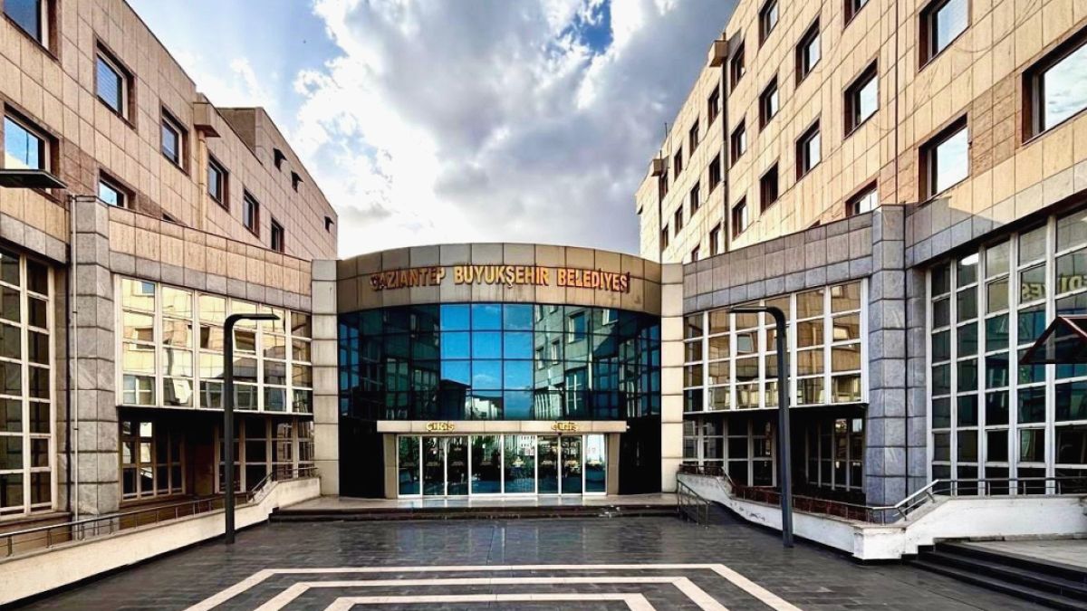 AKP'li Belediyede Şok Fiyat Farkları: 1 Günlük Kiralama 325 Bin, 16 Günlük 460 Bin TL