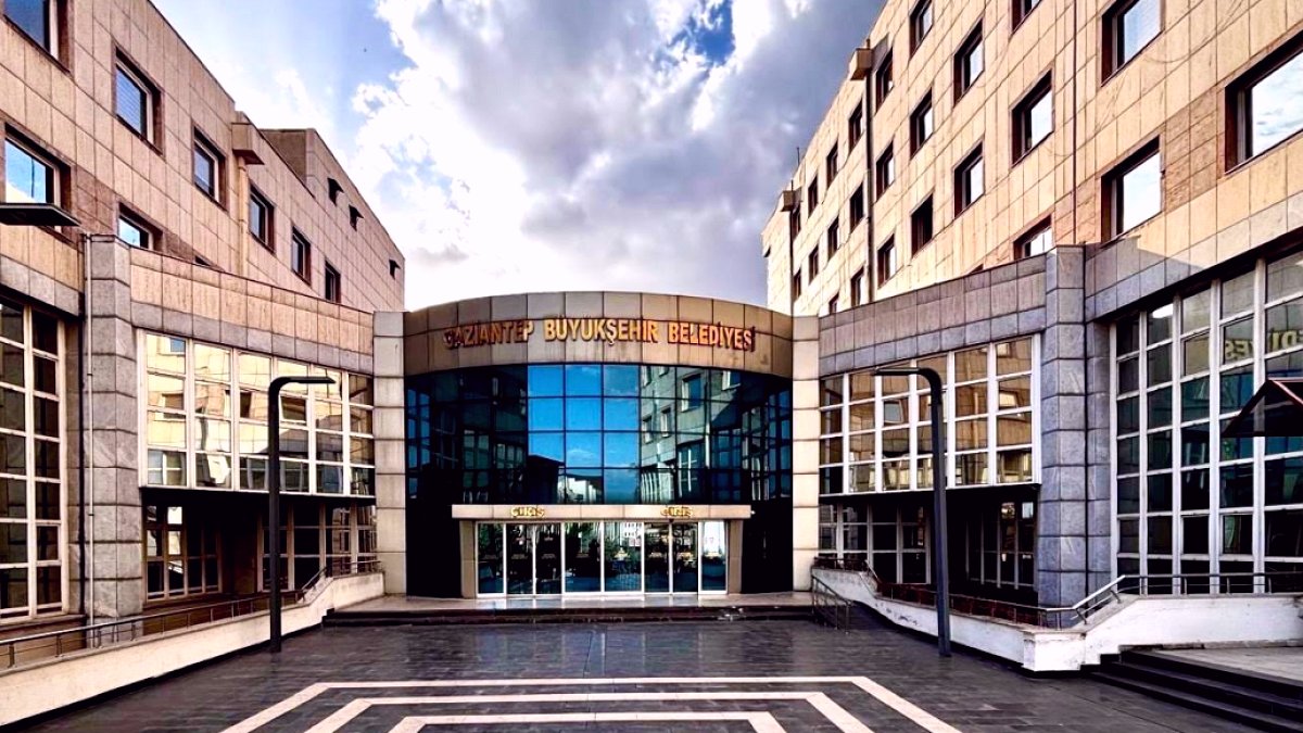 Gaziantep Belediyesinde Akıl Karıştıran Kiralama Fiyatları: Günlük Birim Fiyat Farkı Dikkat Çekti