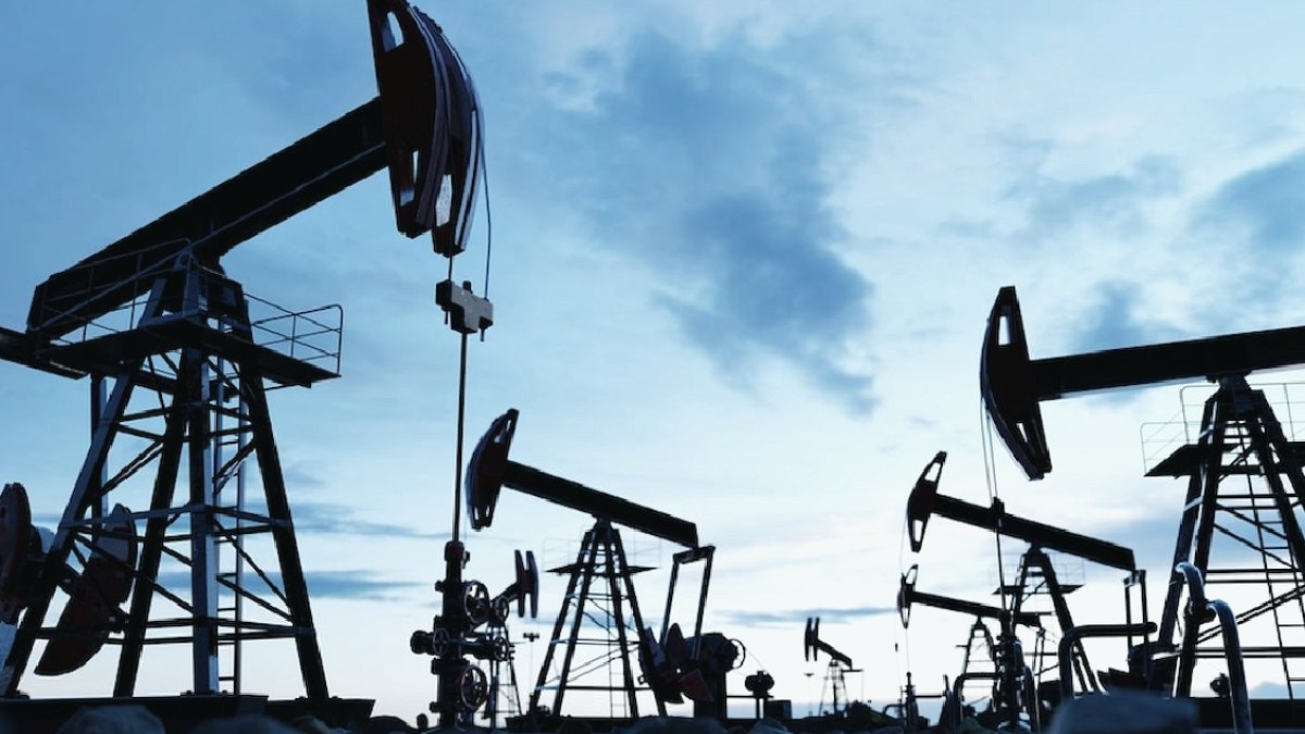 Küresel Petrol Fiyatlarında Ani Düşüş: Brent 85 Doların Altına Geriledi