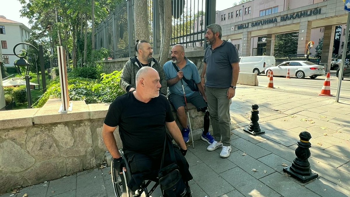 Gazilerin Özlük Hakları Talebi MSB Önünde Engellendi