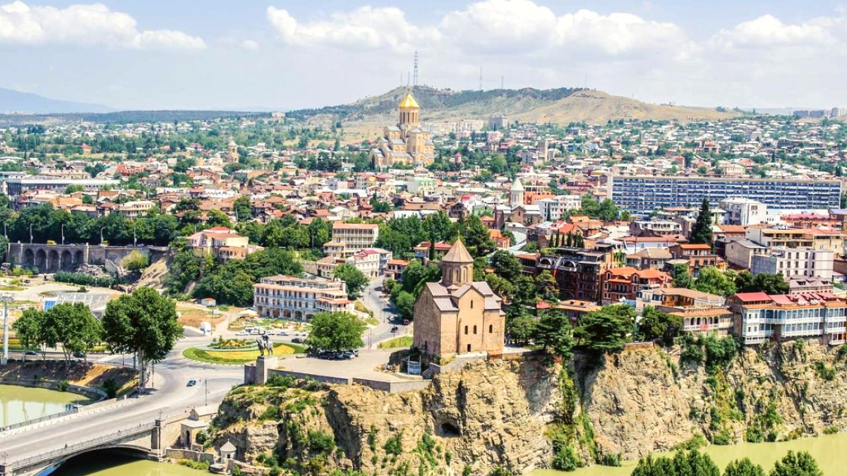 Ermenistan Avrupa Birliği Üyeliği İçin Resmi Başvuruyu Değerlendiriyor