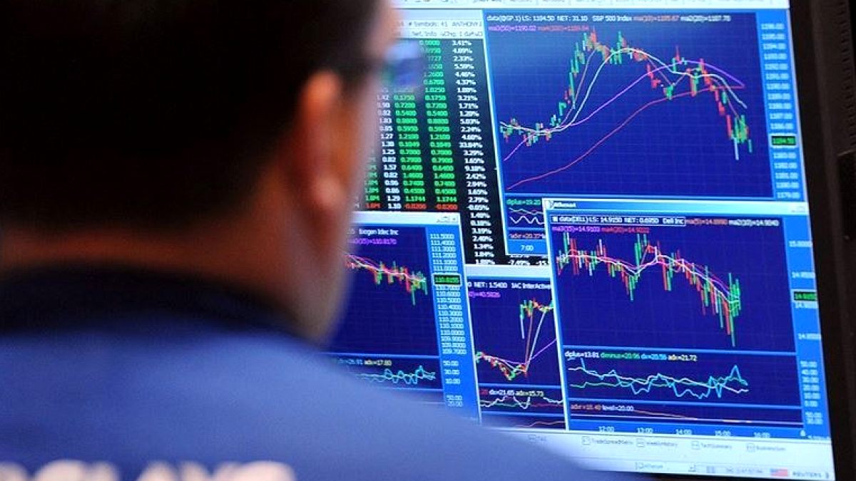 Küresel Piyasalar Enflasyon ve Teknoloji Hisseleri Arasında Dalgalanıyor