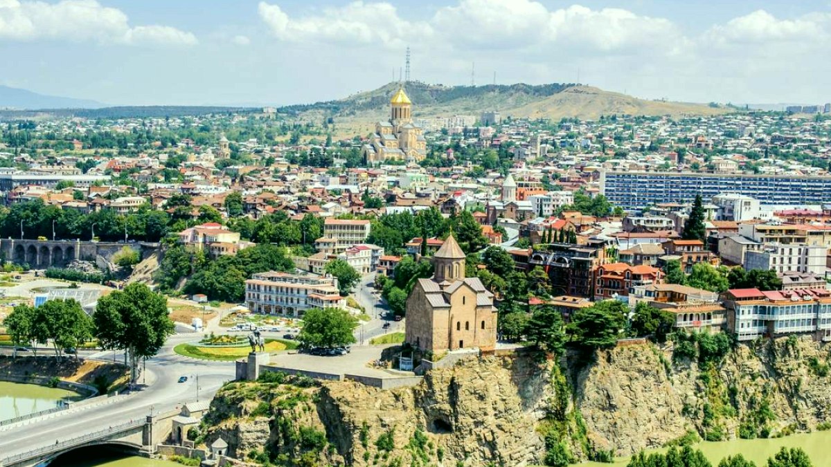 Ermenistan Avrupa Birliği'ne Başvuruyor: Jeopolitik Bir Dönüm Noktası