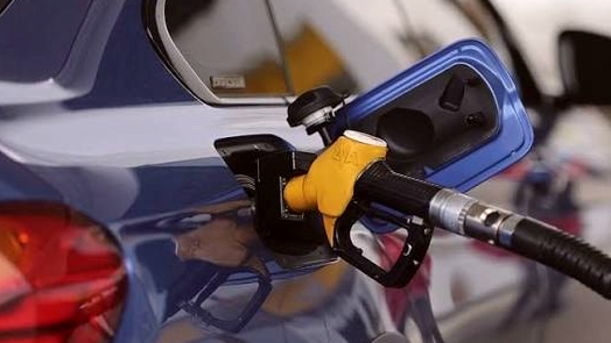 Motorine Büyük İndirim Sonrası Yeni Zam Kapıda: Sürücülere Kısa Süreli Rahatlama