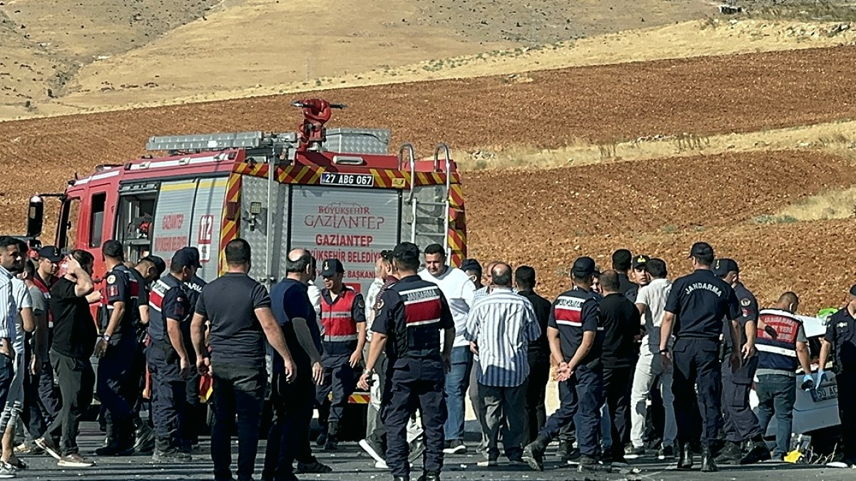 Gaziantep'te Trafik Faciası: İki Can Kaybı, Dört Yaralı