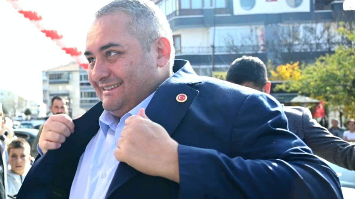 AKP'ye Geçen Keçiören Belediye Başkanı'ndan Görülmemiş Harcamalar