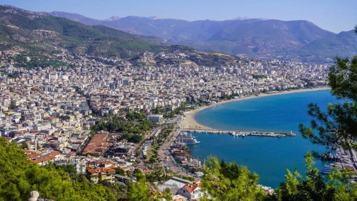 Türkiye'nin Tatil Cenneti İmajı Sarsılıyor: Avrupalılar Bile Pahalı Buluyor