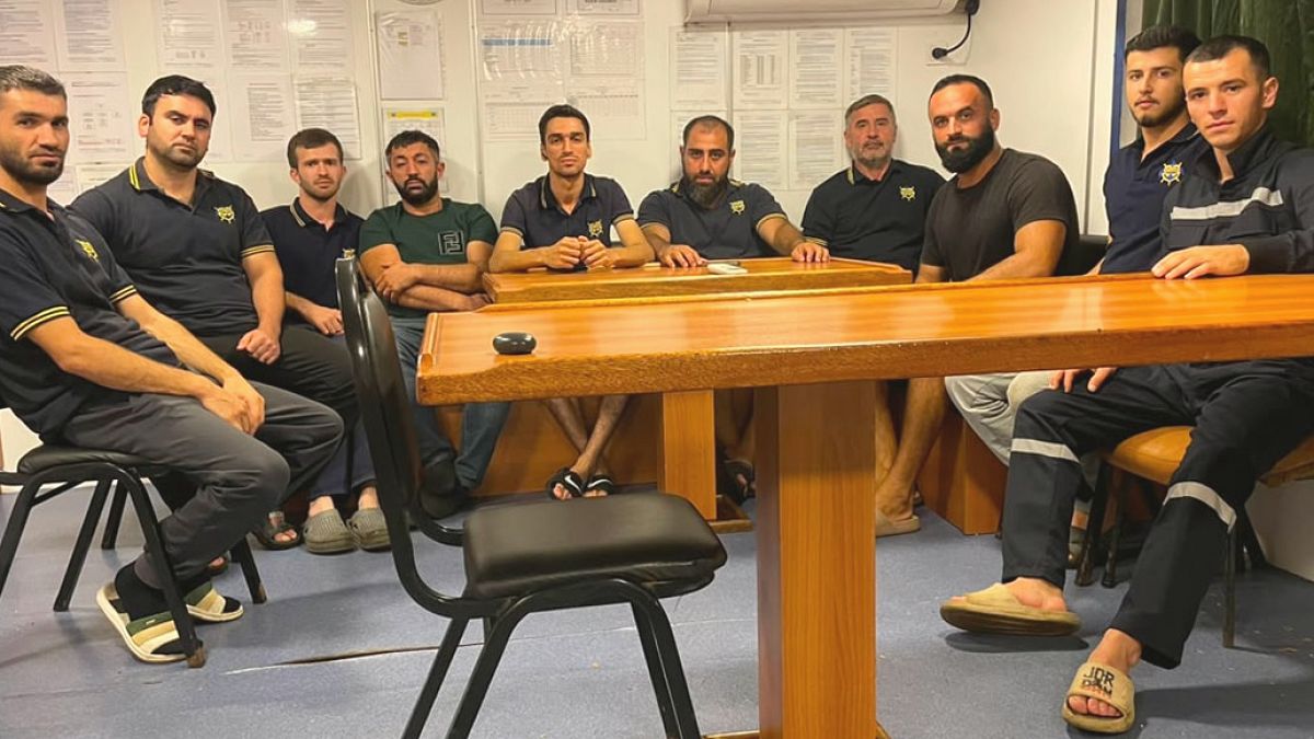 Gemi İşçileri Aylardır Maaş Alamıyor, İnsani Koşullarda Yaşam Mücadelesi Veriyor