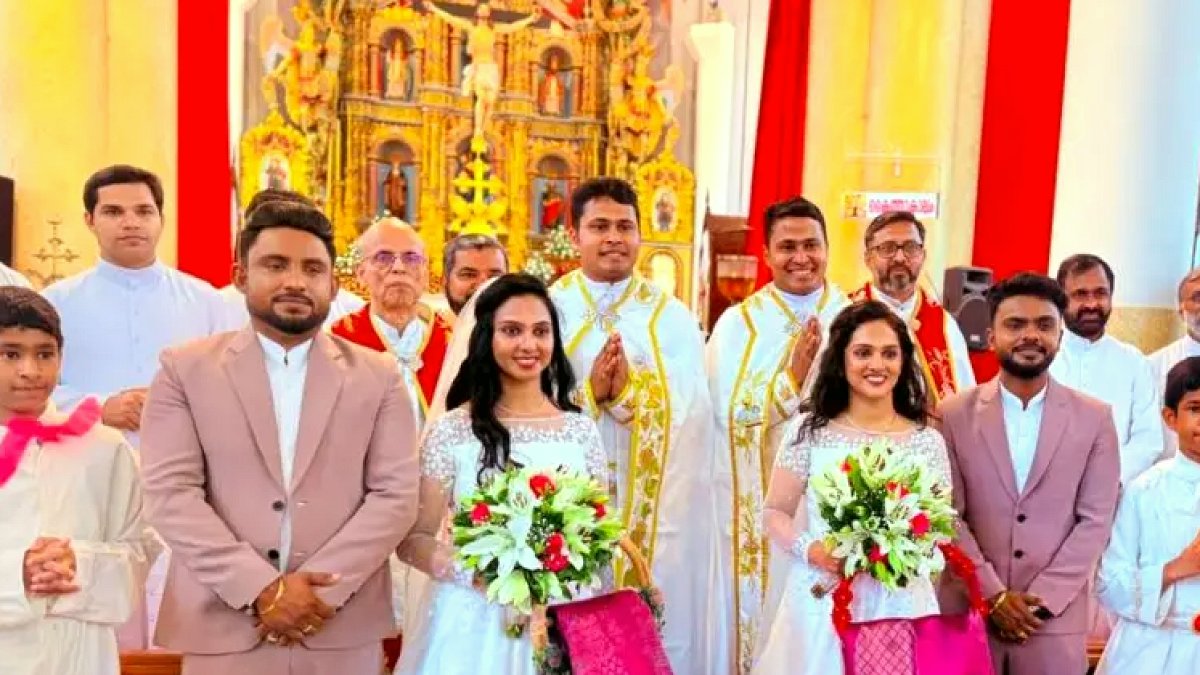 Hindistan'da Dört İkizden Oluşan Olağanüstü Bir Düğün Gerçekleşti