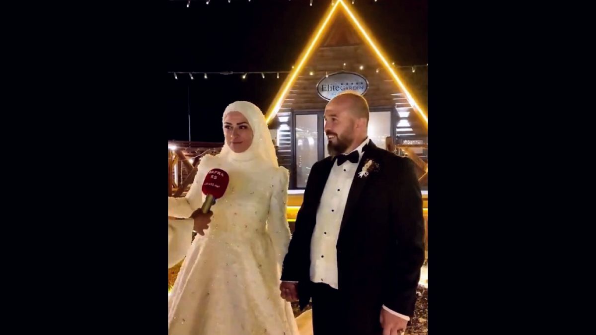 Burak Özçivit Kardeşinin Düğününe Katılmadı: Yoğun Çekim Programı Bahanesi Yeterli Bulunmadı