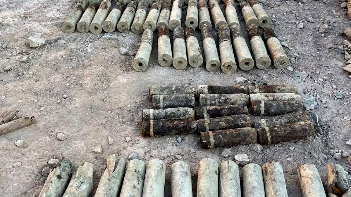 İspanya'da Sakin Köyde Dehşet: 90 Yıllık Cephanelik Bulundu
