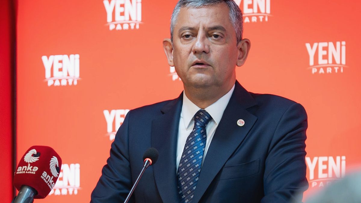 Özgür Özel'den Ağır Sitem: Hakkımı Helal Etmeyeceğim 4 İsim Kim?