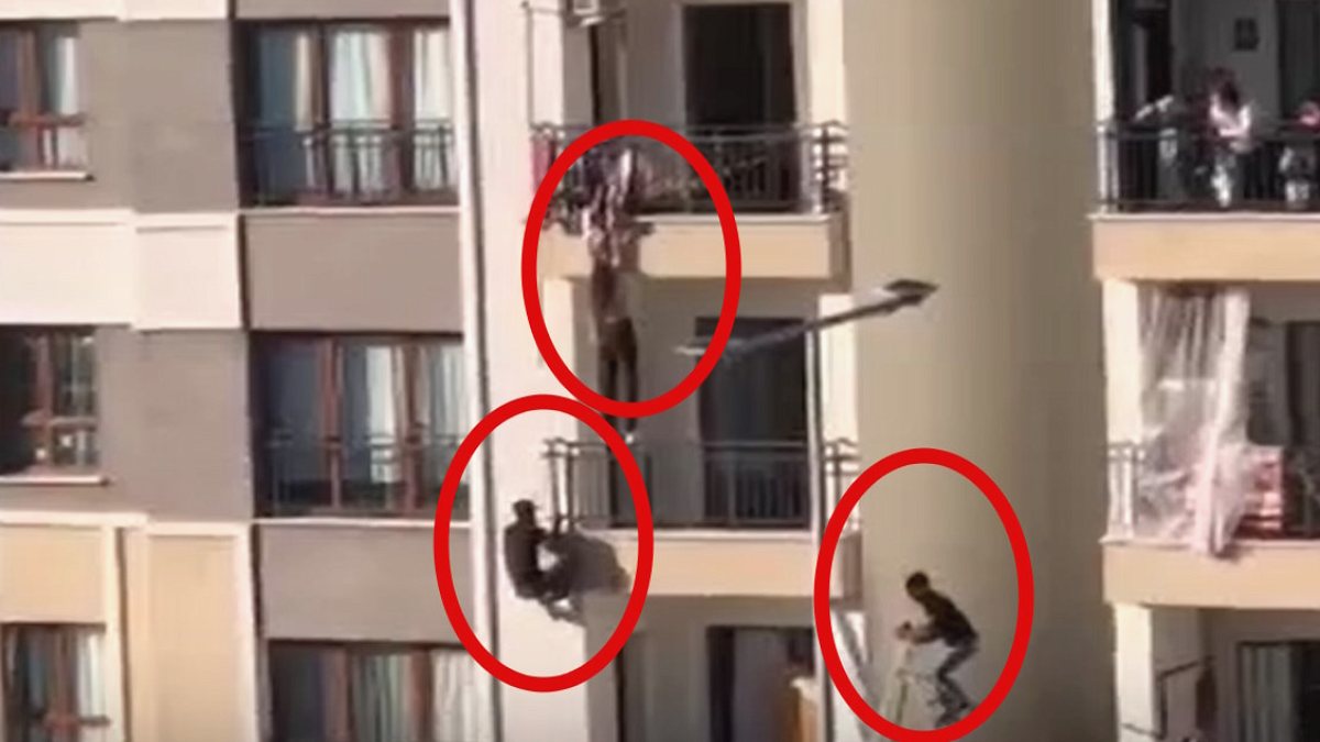 Cesur Yürek Balkondan Düşmek Üzere Olan Çocuğu Ölümden Döndürdü