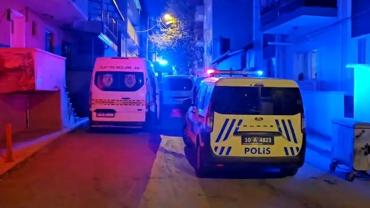 Balıkesir'de Kardeş Kavgası: Bıçaklar Konuştu, Biri Hayatını Kaybetti