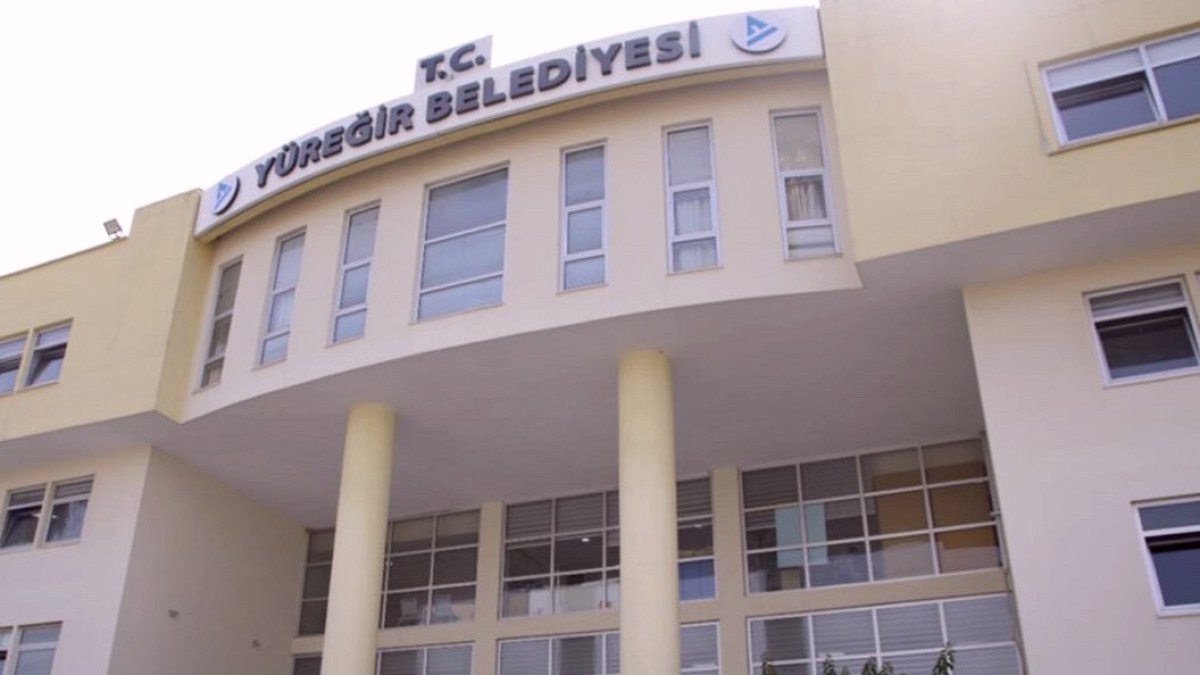 Yüreğir Belediye Başkanvekilliği AKP'ye Geçti: Seçim Süreci Yargıya Taşındı