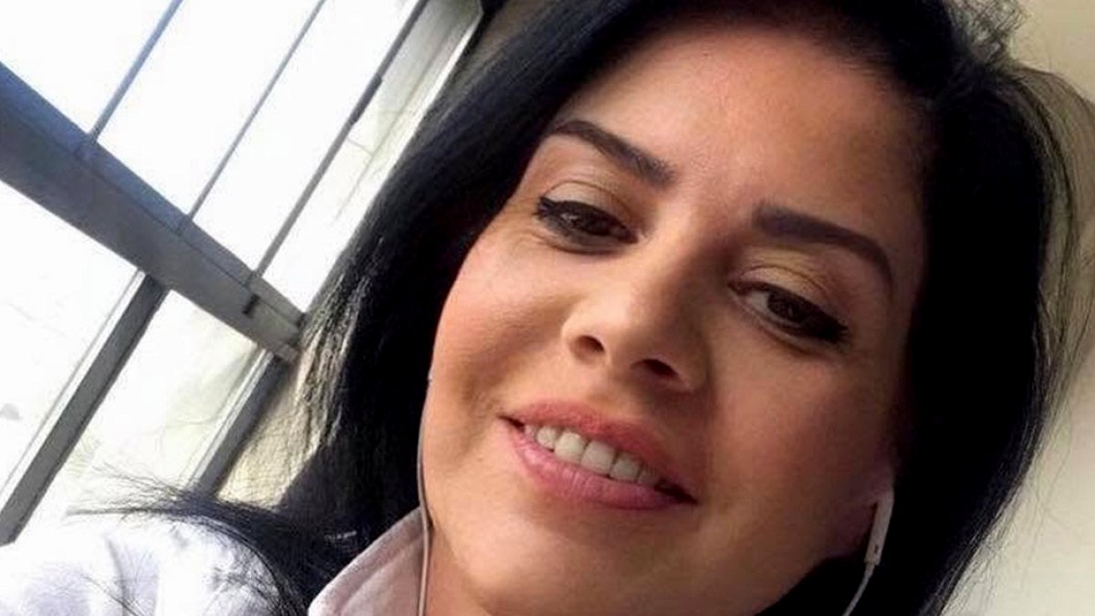 Gazeteci Oya Lale Özan Arslan'a "Halkı Yanıltıcı Bilgi Yayma" Suçlamasıyla Gözaltı