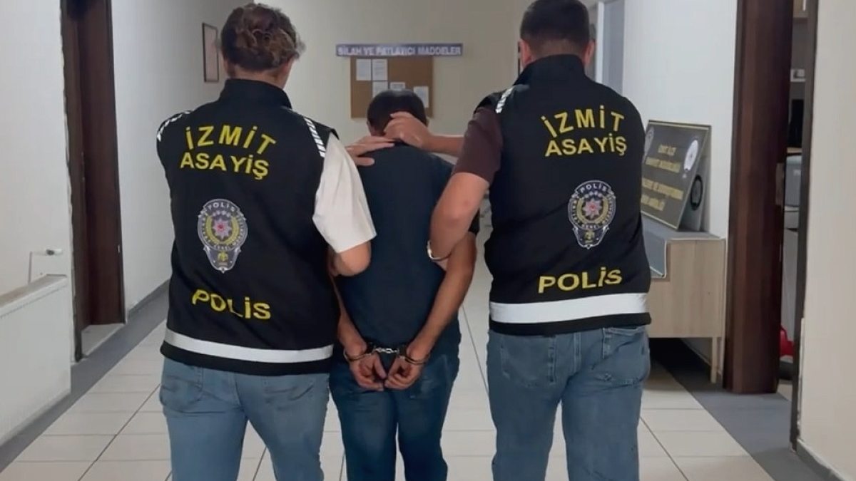 31 Yıl Hapis Cezasıyla Aranıyordu: Bulaşık Makinesine Saklandı