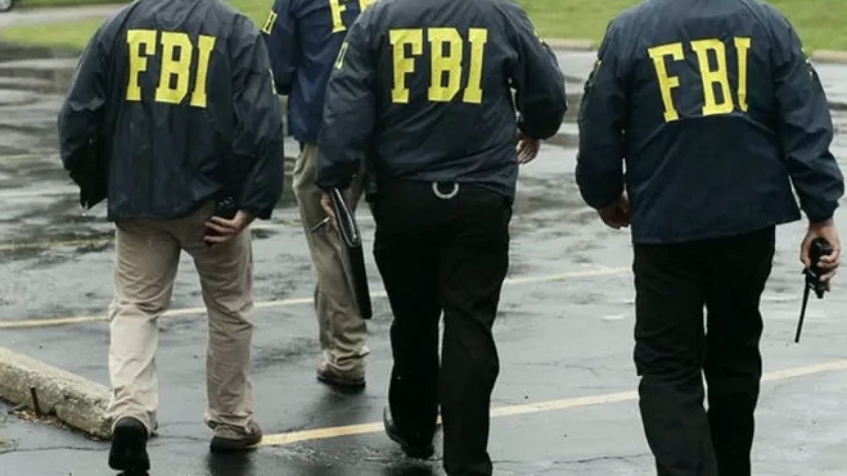 FBI'dan Türk Vatandaşı İçin 150 Bin Dolarlık Ödül: Milyonluk Askeri Tedarik Dolandırıcılığı İddiası