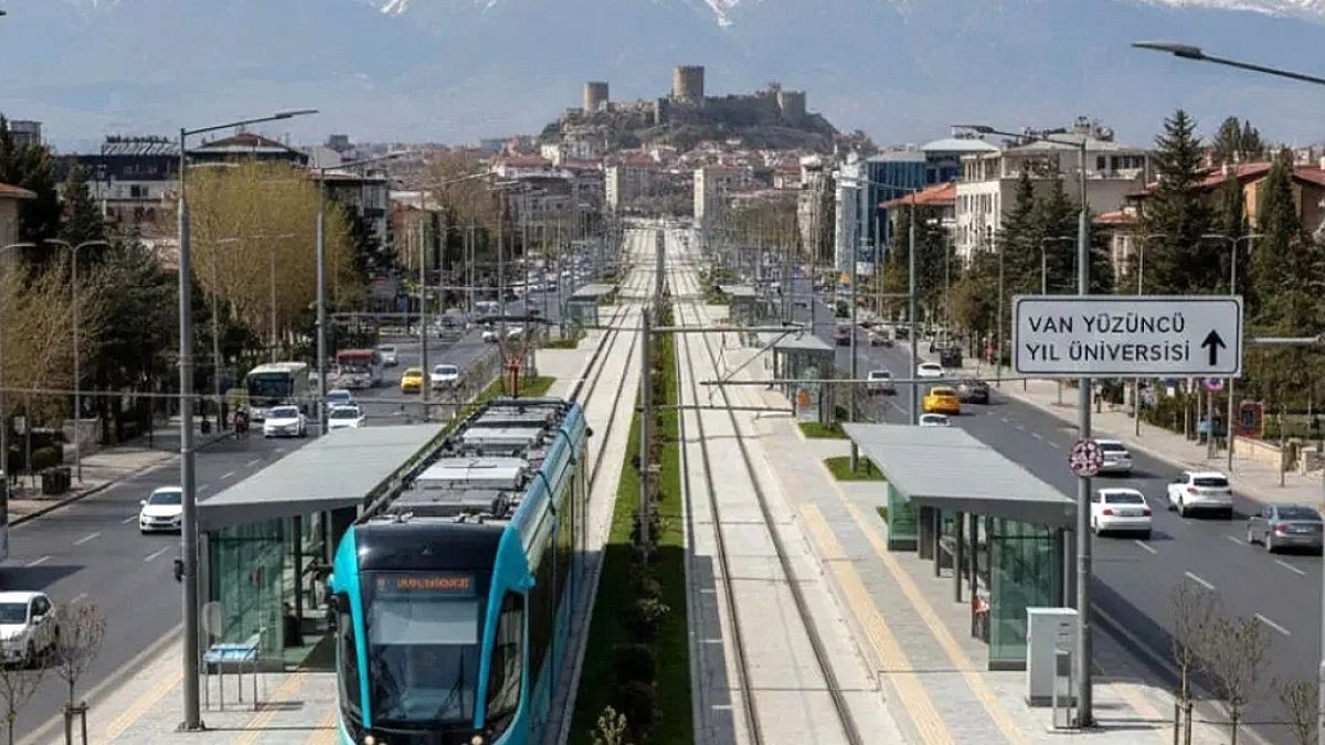 Van Tramvay Projesini Ulaştırma Bakanlığı Devraldı: Detaylar Açıklandı