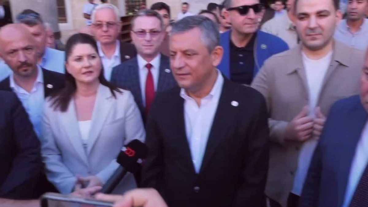 Özgür Özel Edirne'de Selimiye Camii'ni Ziyaret Etti: Restorasyon Detaylarını Paylaştı