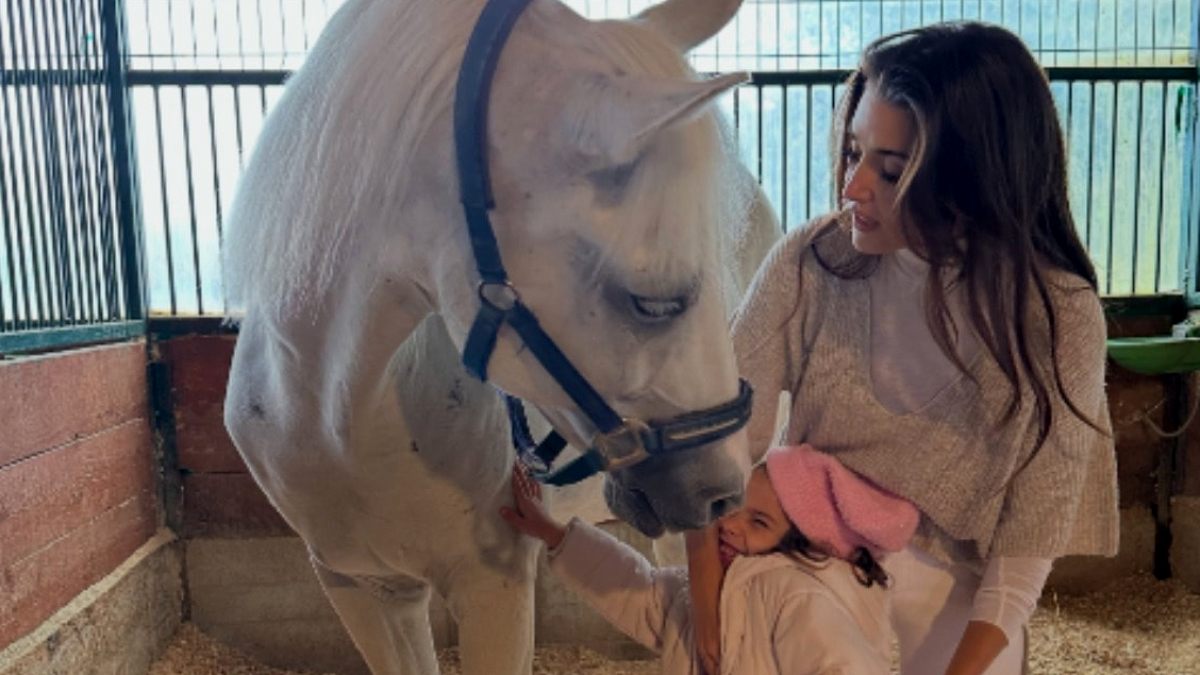 Hande Erçel'den Veda: Sevdiği Atına Duygusal Veda Mesajı