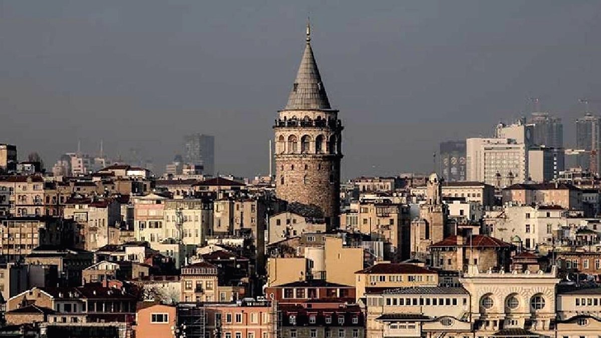 İstanbul'da Hava Sıcaklıkları 10 Derece Birden Düşüyor: Poyraz Etkisi
