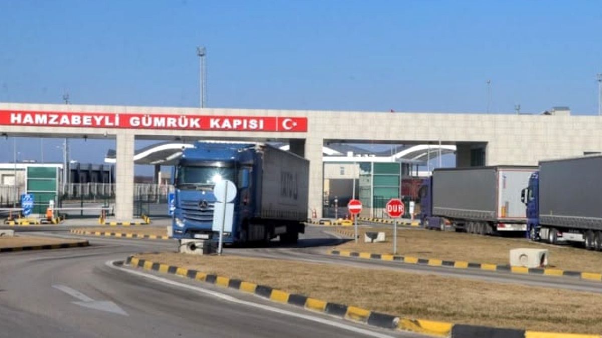 Nakliyeciler Yabancı Plakalara Tanınan Akaryakıt Avantajına İsyan Etti