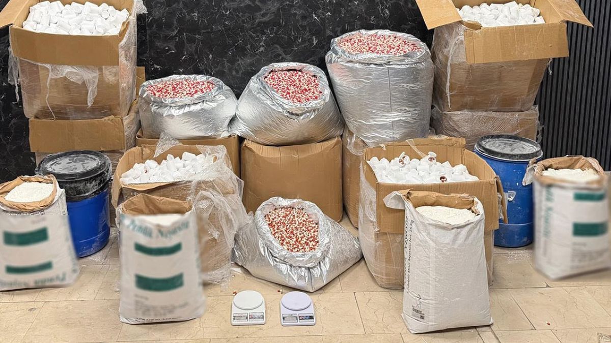 İstanbul'da Uyuşturucu Operasyonu: 170 Kilo Madde ve 850 Bin Hap Ele Geçirildi