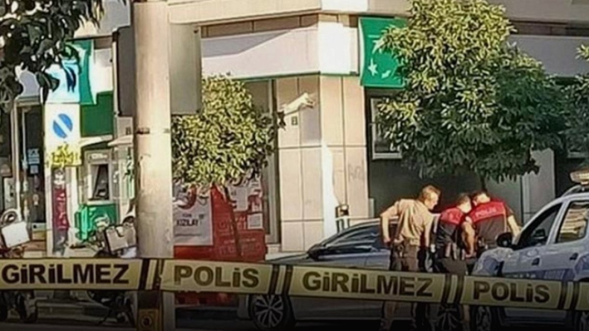 İzmir'de Kan Donduran Banka Soygunu Girişimi Polisin Hızlı Müdahalesiyle Engellendi