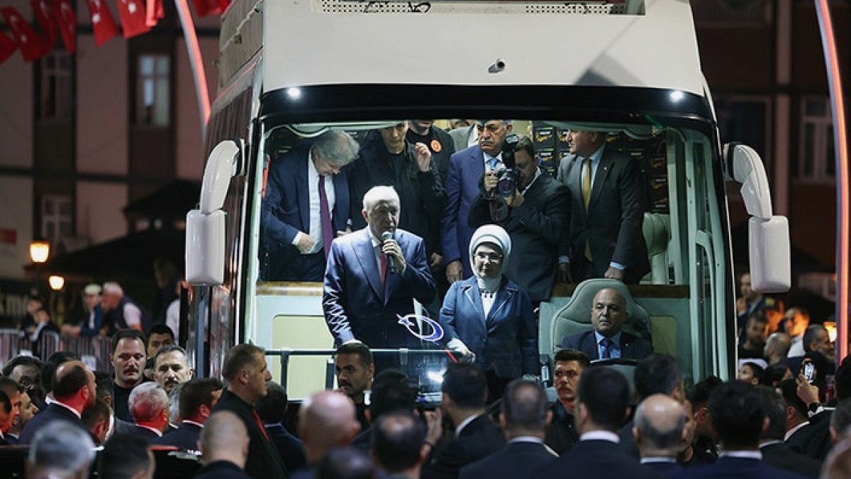 Erdoğan'dan Seçim Vurgusu: 'Yaklaşan Seçimleri Başarıyla Atlatacağız'