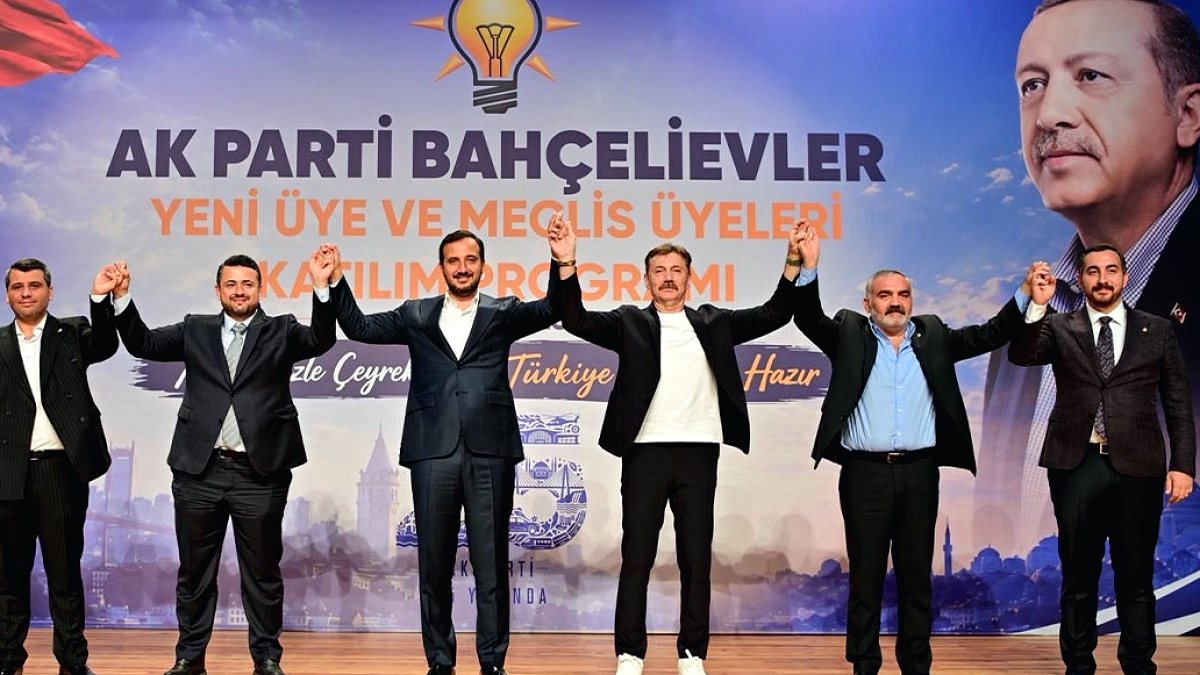 Bahçelievler'de Siyasi Dengeler Değişti: Üç CHP'li Üye AKP'ye Geçti