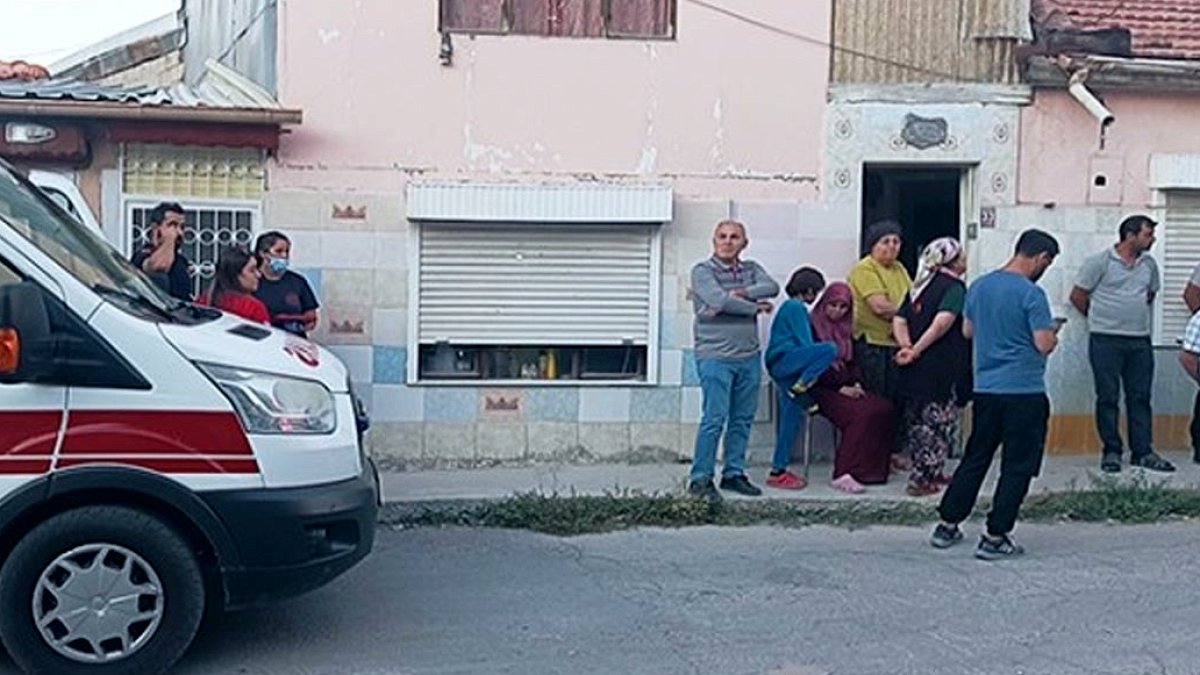 Burdur'da Yaşlı Adam Evinde Ölü Bulundu: Komşuları Fark Etti