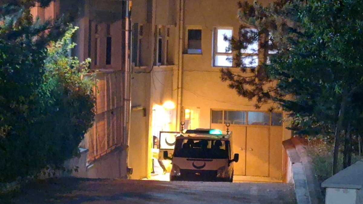 Malatya'da Kan Donduran Cinayet: Baba Oğlunun Bıçağıyla Hayatını Kaybetti