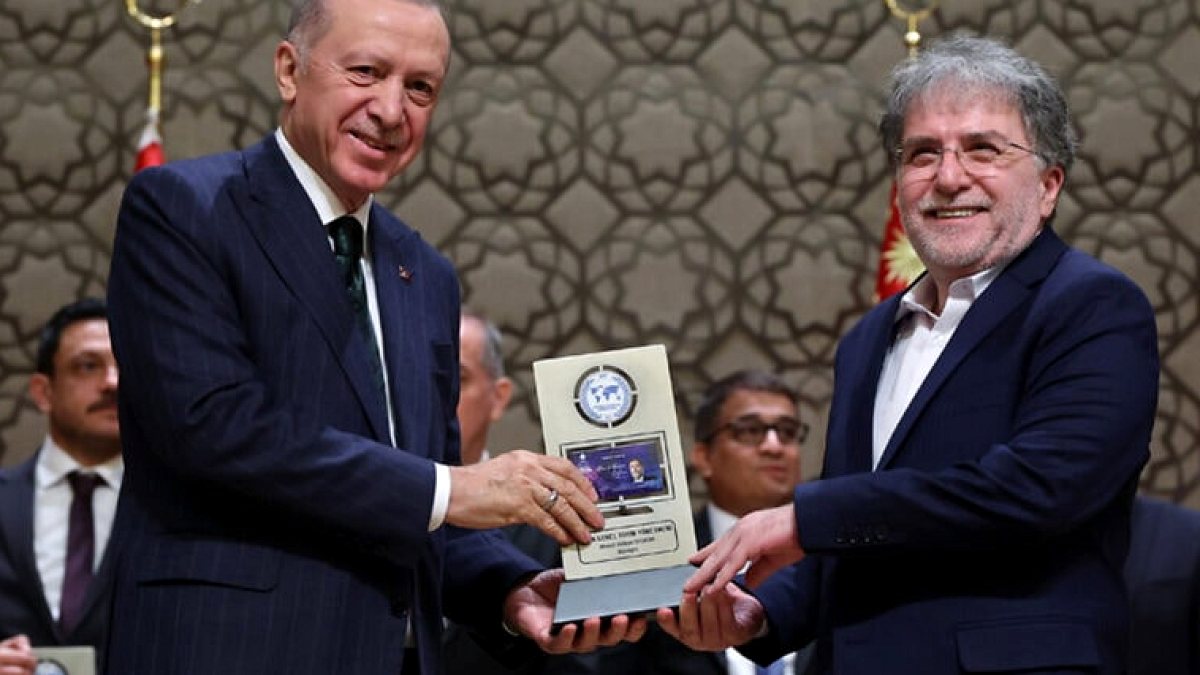 Erdoğan'ın 'Yaklaşan Seçim' Sözleri Erken Seçim mi? Ahmet Hakan Yanıtladı