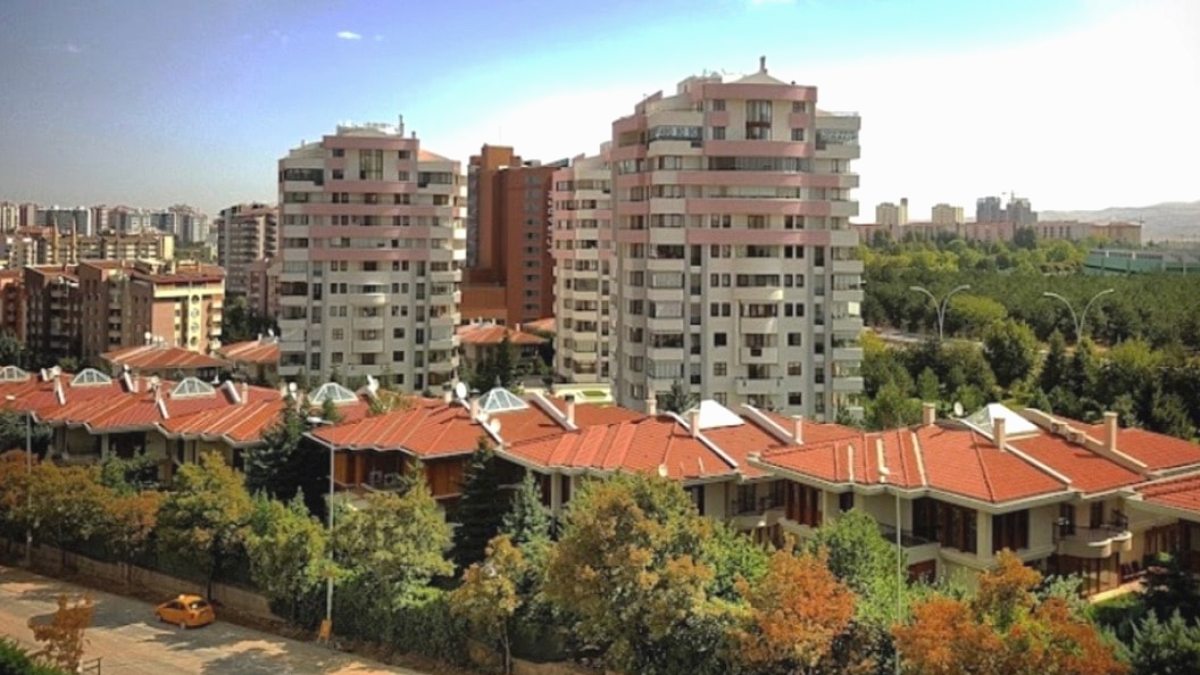 Melih Gökçek'in Satıp Oğluna Aktardığı Villanın Detayları Ortaya Çıktı