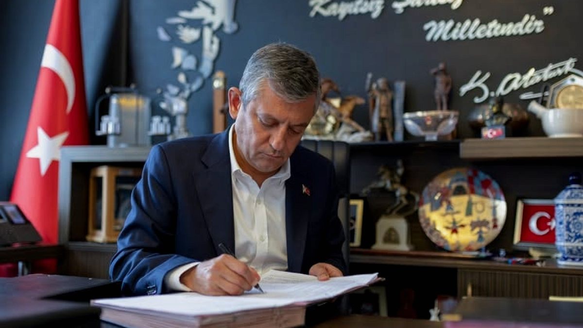 Yeni Parti'ye İsim Değişikliği Baskısı: Yargıtay'dan Uyarı İddiası