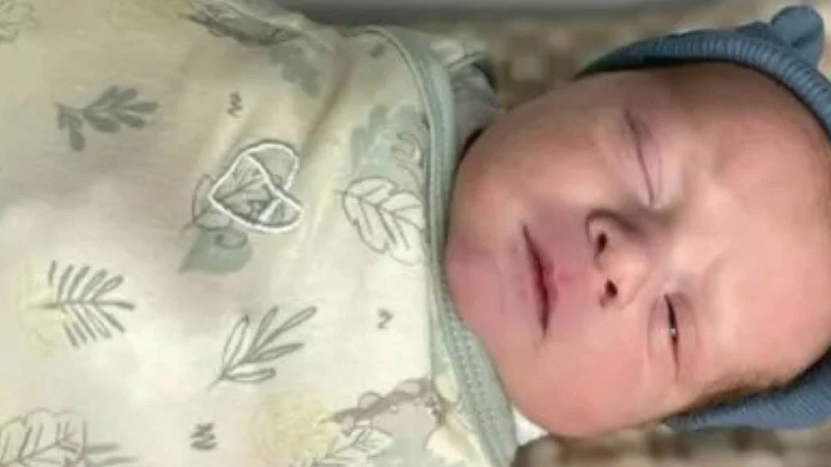 32 Yıllık Embriyodan Mucize Doğum: Dünyanın En Yaşlı Bebeği