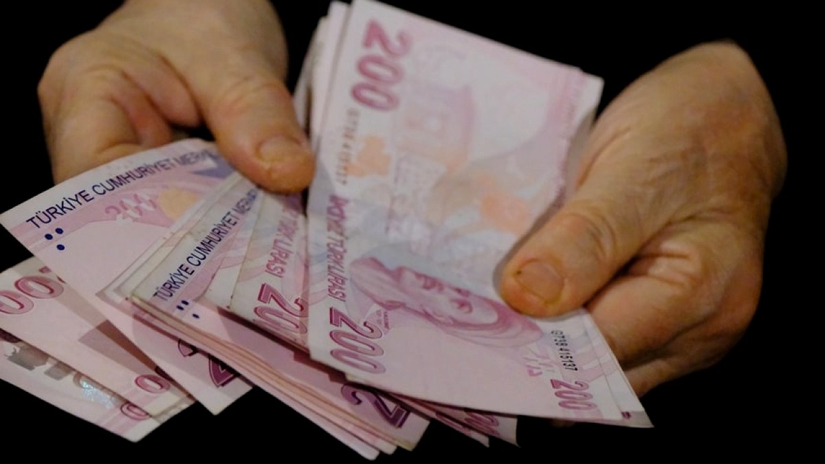 Emeklilere Yeni Sistem: Taban Maaş Yerine Aile Gelir Sigortası Geliyor
