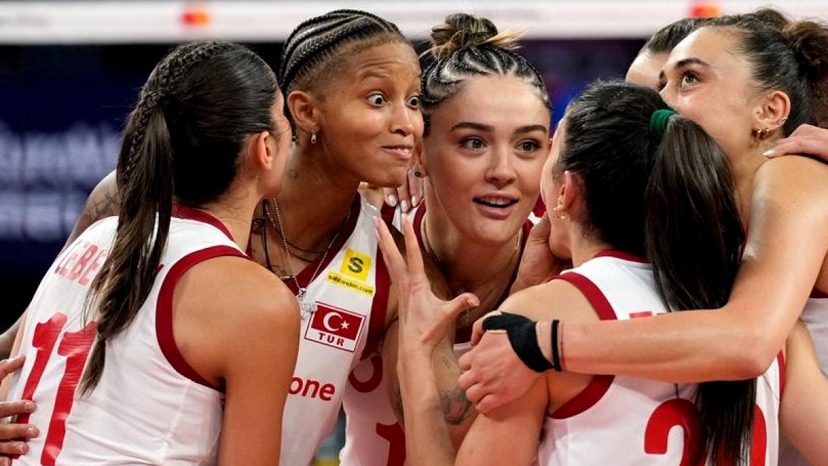 Filenin Sultanları'ndan Derya Cebecioğlu Aşk Dedikodularıyla Gündemde
