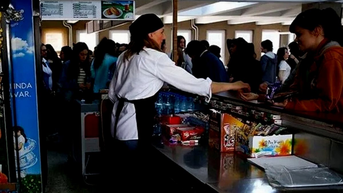 Okul Kantinlerinde Yeni Dönem: Sağlıklı Beslenme Odaklı Yasaklar ve Fiyat Güncellemeleri