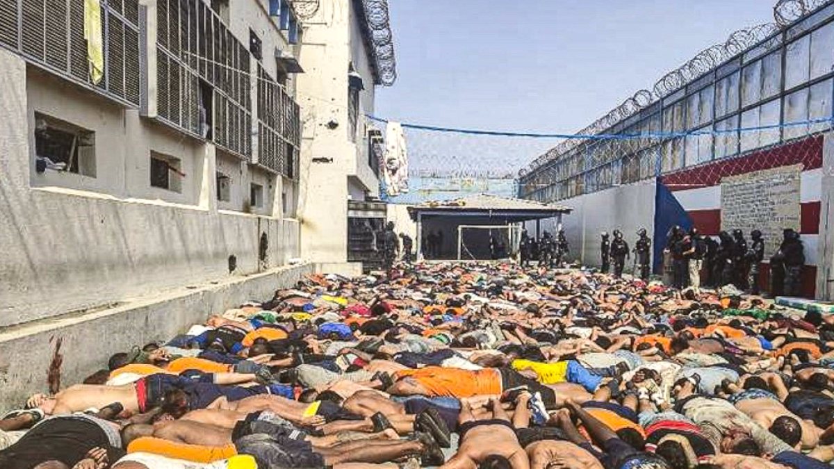 Ekvador'da Güvenlik Krizi: Anayasal Haklar Sınırlandı, Olağanüstü Hal İlan Edildi