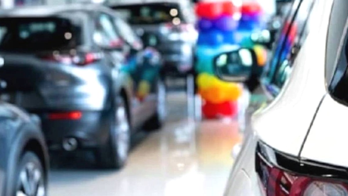 Toyota'dan Küresel Geri Çağırma: 10 Bin C-HR EV'deki Yazılım Hatası Güvenlik Riski Oluşturuyor