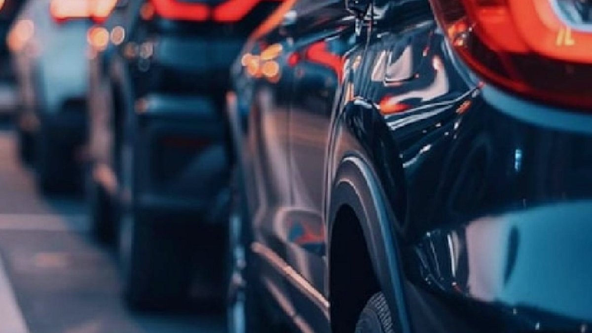 Türkiye'de Otomobil Renk Tercihleri Şaşırttı: Gri Başrolde