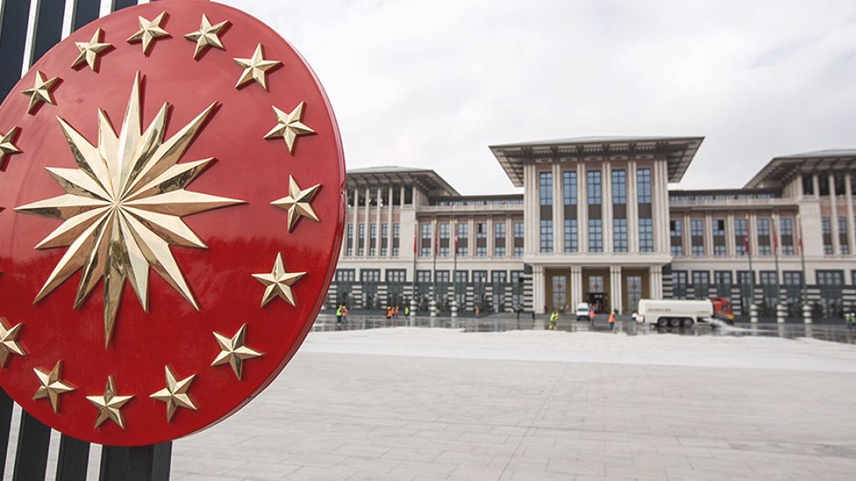 Cumhurbaşkanlığı'nın 8 Aylık Harcaması Emeklinin 3 Aylık Gelirini Aşmış Durumda
